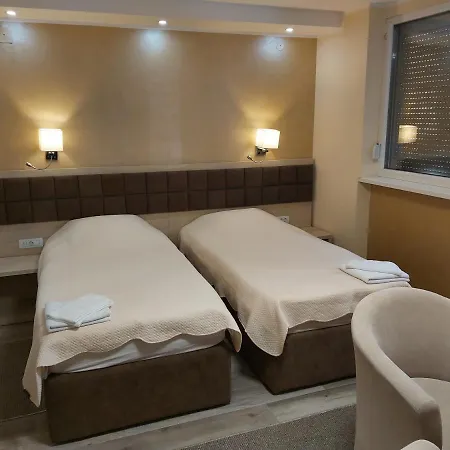 Pearl With Free Parking Belgrad